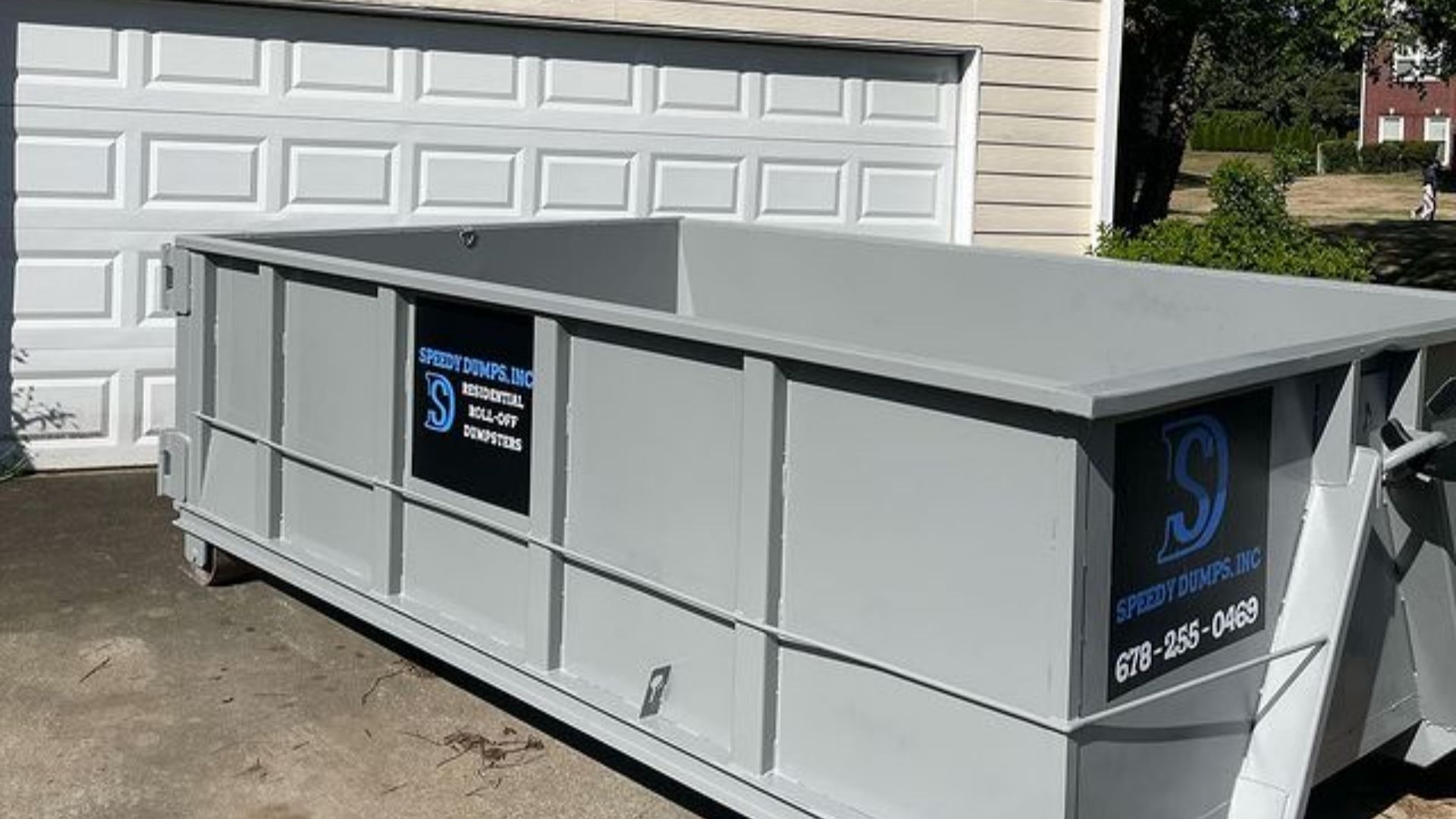 Exploring the 10-Yard Dumpster's Capacity: How Much Waste Can It Swallow?