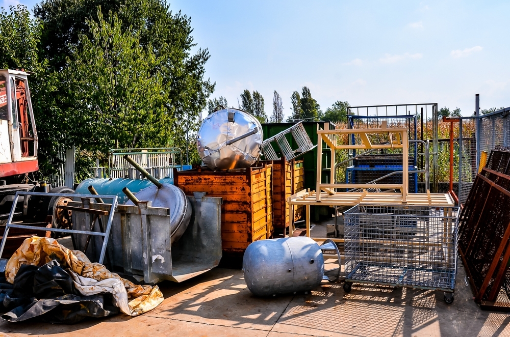Large Item Disposal Do’s & Don’ts 